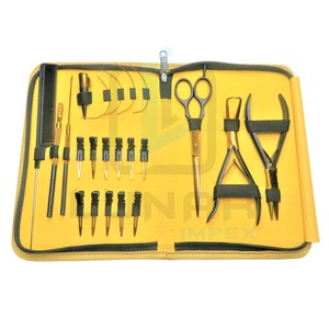 Kit de Herramientas para Extensiones de Cabello en Cuero PVC en Color Oro Rosa Plasma y Negro Mate con Etiquetado de Marca Personalizado Gratuito - Product Image 1