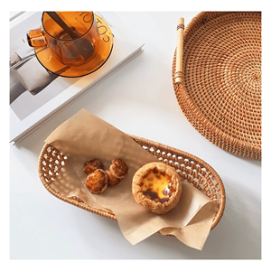 Cesta y bandeja de ratán tejidos a mano con fibra de ratán natural para servir alimentos, almacenar y decorar el hogar, elaborados en Vietnam. - Product Image 6