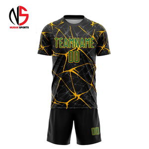 Tenues de sport par sublimation de qualité supérieure pour adultes en tissu 100 % polyester, ensembles de maillots de football, service OEM 2026 - Product Image 1