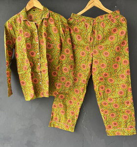 Conjunto de Pijama Estampado Transpirable, Tela de Algodón Suave, Ropa de Dormir Cómoda - Product Image 4