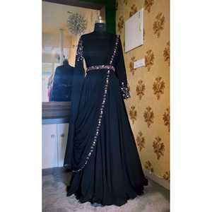 Vestido de fiesta XL con Secuencia y trabajo de Dori para un aspecto elegante - Product Image 4