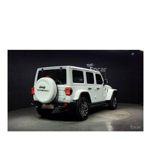 Jeep Wrangler 2.0 Overland 2022, 4 Puertas, 4x4, 71,962 km, Caja de Cambios Automática, Asientos de Tela, Volante a la Izquierda, Cámara Trasera - Product Image 2