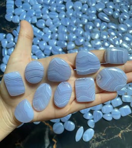 Lot en gros de cabochons de pierres précieuses en agate bleue naturelle de qualité supérieure, taille libre, pour bijoux de guérison, décoration intérieure et cadeaux - Product Image 3