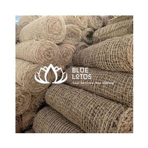 Filet en fibre de coco respirant et coupe-vent disponible pour serre et jardin – Tissu de protection durable pour plantes - Product Image 1