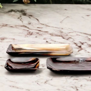 Bandeja Redonda de Cuerno Hecha a Mano, Estilo Animal, Aspecto Natural de Lujo, Decoración de Mesa, Nuevo Estilo, Vajilla para Uso Doméstico - Product Image 1