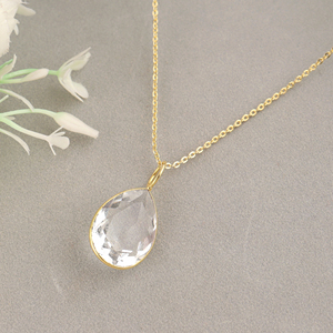 Collar con colgante de cuarzo transparente tallado en forma de pera, chapado en oro de 18k sobre latón, con engaste de bisel, para uso diario, regalo, joyería, cadena de collar. - Product Image 3