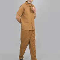 Ensemble coordonné deux pièces pour homme, coupe classique, 100% coton, chemise à manches courtes boutonnée unie et pantalon droit confortable
