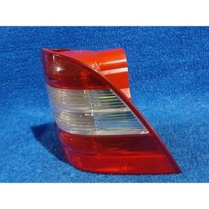 Luz Trasera Derecha Usada Clase M A1638202064 - Product Image 3