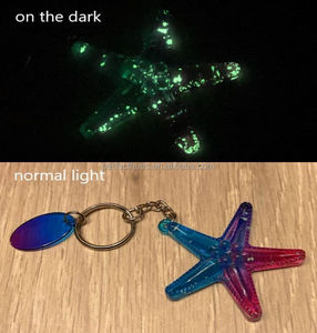 Llavero de recuerdo de estrella de mar de colores llamativos que brilla en la oscuridad, artículos de tienda de regalos - Product Image 3