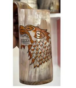 Jarra de Cuerno Vikinga Hecha a Mano, Taza de Cerveza de Cuerno de Búfalo Natural, Estilo Rústico Medieval, Logotipo Personalizado, Venta al Por Mayor OEM - Product Image 1