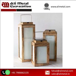 Lanterne en bois Serene Glow pour la détente avec compartiment Fait à la main pour la décoration et la personnalisation du jardin et du mariage - Product Image 2