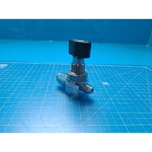 Junta Metálica de Alta Pureza TKSCT 316L EP 10K 1/4 103920522008, Usada Como Pieza de Repuesto para Equipos de Semiconductores Legacy - Product Image 2