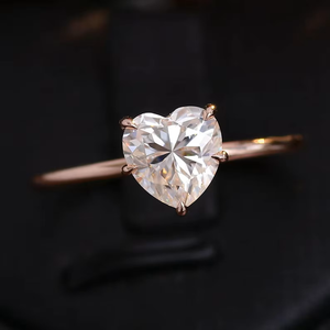 Anillo de Compromiso de Moissanita con Corte Corazón, Anillo de Oro Solitario para Mujer, Anillo de Promesa Romántico, Anillo de Boda Minimalista, Delicado - Product Image 1