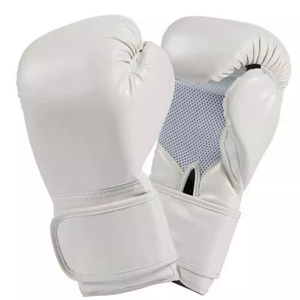 Gants de boxe pré-courbés de forme anatomique, équipement d'entraînement respirant avec intérieur anti-transpiration - Product Image 5