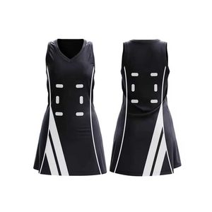 Conjunto Deportivo Casual para Mujer, Azul Degradado, Pantalones Cortos Negros, Calcetines Azules, Impresión por Transferencia de Calor, Transpirable, Secado Rápido, 100% Poliéster - Product Image 1