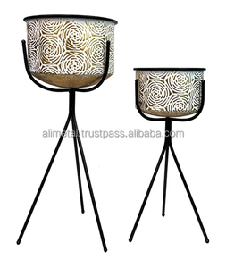 ชุดกระถางต้นไม้เคลือบผงกัลวาไนซ์สองชิ้นแบบมินิมอลลิสต์สีโรสโกลด์สามขาสำหรับใช้ในร่ม/กลางแจ้งในสวน - Product Image 1