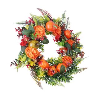 Couronne d'automne de 17,71 pouces avec feuilles mélangées, citrouilles, baies et fleurs pour décoration intérieure et extérieure, Halloween, fenêtre, mur, porte d'entrée - Product Image 4