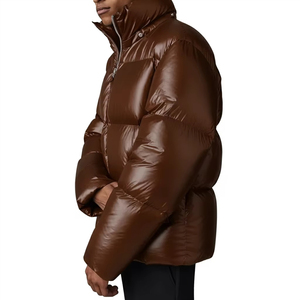 Veste d'hiver matelassée noire pour homme, coupe-vent, écologique, grande taille, avec logo personnalisé, rembourrage en polyester, style streetwear, vente en gros - Product Image 4