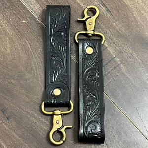 Porte-clés en cuir véritable fait main, style western floral, avec sangle de poignet, personnalisable, vente en gros - Product Image 3