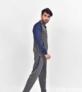 Chándal de hombre azul marino con cremallera completa y bolsillos laterales, transpirable, estilo casual, corte regular, de poliéster y elastano para otoño. - Product Image 3