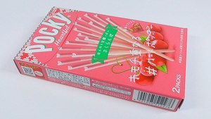Glico Pocky Strawberry Heartful 40g x24 Paquete Familiar, Palitos de Galleta Japoneses, Venta al por Mayor, Caja a Granel, Calidad de Exportación, Nuevo Empaque - Product Image 2