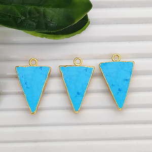 Pendentif en pierre de soleil plaqué or en forme de triangle, pierre de soleil naturelle 20x15mm, plaqué or, fait main, connecteur pour la fabrication de bijoux - Product Image 3