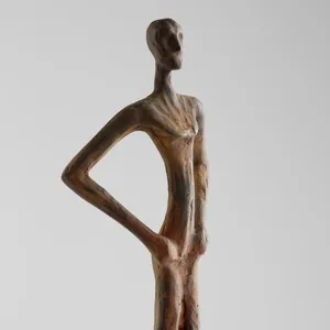 Escultura de Hierro Moderna y Lujosa, Centro de Mesa Decorativo para Hoteles de Lujo, Villas de Diseño, Oficinas Corporativas y Residencias Premium - Product Image 2