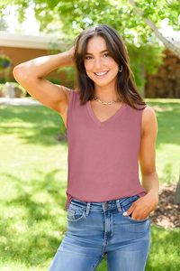 Camiseta sin mangas para mujer, ligera, de algodón y spandex, material transpirable, corte ajustado, para uso diario, ropa de moda, proveedor mayorista - Product Image 3