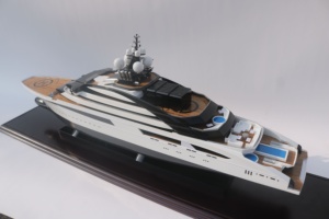 SPEED BOAT MODEL LURSSEN OPUSS LUXURYY YACHT-HANDICRAFT WOODEN MODEL BOAT ECO-FRIENDLY CUSTOMIZED HOME DECORATION - Product Image 6