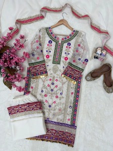 Ensemble Salwar Kameez brodé pour femme avec dupatta, bordure florale, manches longues, en coton/fibre de bambou, tenue de soirée 83392, vente en gros - Product Image 5