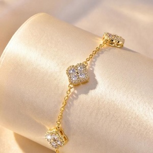 Bracelet en diamant moissanite de qualité supérieure pour la fête des mères, cadeau d'anniversaire, bijoux élégants disponibles en gros - Product Image 4