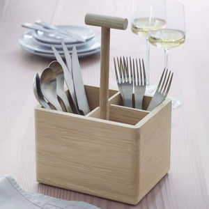 Portacubiertos de madera hecho a mano para decoración de cocina artesanal con artesanía experta y vetas de madera natural - Product Image 1