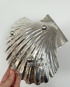 Artisanat indien, plat en laiton plaqué argent en forme de coquille Saint-Jacques, accessoire de table de luxe, organiseur de clés, décoration d'hôtel, exportateur en gros - Product Image 6