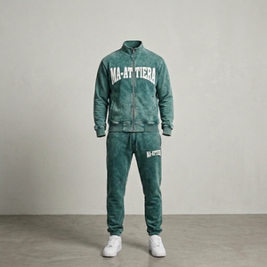 Conjunto Deportivo para Hombre en Verde Azulado con Efecto Desgastado, Chaqueta Bordada con Cierre y Pantalones Jogger, Ropa Deportiva, Casual y Urbana - Product Image 3