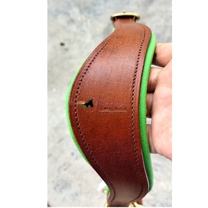 Meilleure vente Collier tête de cheval de qualité supérieure en cuir vert avec rembourrage vert Quincaillerie dorée Canal vide Nez Pièce joue - Product Image 2