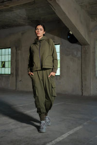 Conjunto Deportivo Táctico Personalizado para Mujer, Sudadera con Capucha y Cremallera Extra Grande, Pantalones Jogger, Ropa Deportiva Premium de Felpa - Product Image 5
