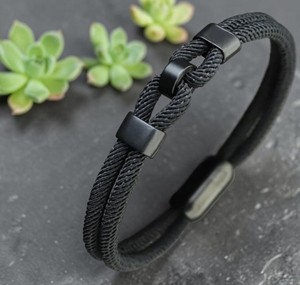 Bracelet en corde pour homme avec fermoir magnétique – Style minimaliste en acier inoxydable - Product Image 3