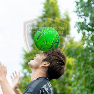 Balón de Fútbol de Alta Resistencia, Estilo Único, Calidad Premium, Balón de Fútbol Sostenible - Product Image 4