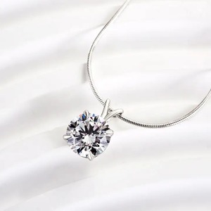 Collier pendentif élégant en argent sterling 925 avec diamant moissanite taillé de 3,0 carats, plaqué or blanc 18 carats, chaîne de 400 mm (+50 mm) - Product Image 2