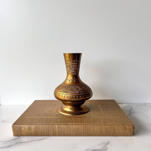 Charming <b>small</b> brass pot <b>vase</b> with a textured neck and a lovely antique-style gold patina. Available at wholesale price. - Product Image 6