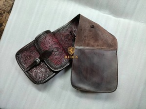 Premium Quality <b>Leather</b> Western Full Floral <b>Tooled</b> & Attractive Look Saddle Bag For Horse Available At Competitive Price - Product Image 3