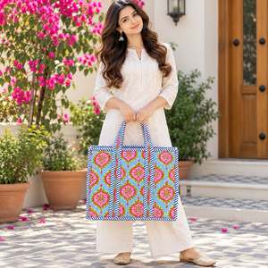 Bolsa de Lona con Paneles Florales, Gran Capacidad, Cierre de Cremallera, Aislada, Moderna, para Compras, Todas las Temporadas - Product Image 2