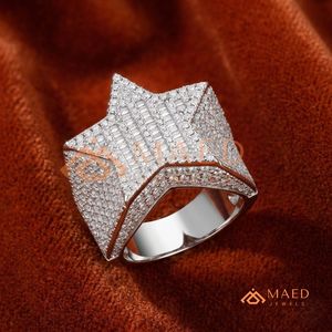 Anillo de Plata de Ley 925 con Incrustaciones de Estrellas – Piedras con Micro Pavé y Corte Baguette – Anillo de Plata para Hombre con Estrellas Incrustadas – Lujo - Product Image 2