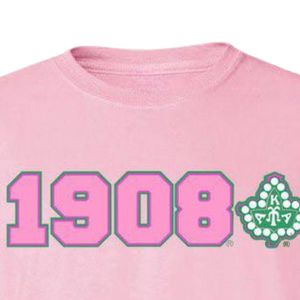   T-shirt rose 1908 Ivy Sorority à manches courtes, vêtements grecs décontractés pour femmes - Product Image 6