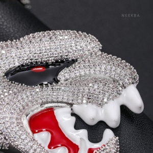 Pendentif Hellcat en Moissanite – Bijou Fait Main en Argent Sterling 925, Pendentif Hellcat Style Urbain – Pierres Moissanite Serties à la Main - Product Image 4