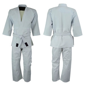 Combinaison de karaté professionnelle en coton 100% durable, respirante et légère, avec logo et design personnalisés, vente chaude - Product Image 1