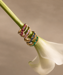 Anillo Noor de Oro con Zafiro Rosa y Zafiro Azul, Doble Banda, Anillo de Piedras Preciosas, Engaste Pavé, Diseño Moderno y Lujoso - Product Image 3