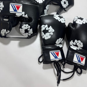 Nuevo Set Profesional de Boxeo Winning con Casco Personalizado y Set de Entrenamiento y Sparring Winning - Product Image 6