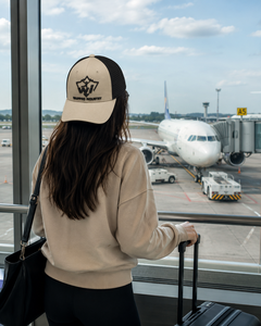 Gorra de malla beige y negra personalizada, unisex, transpirable, para exteriores, con visera curva y logotipo personalizado - Product Image 6