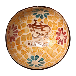 Cuenco de Coco Ecológico con Laca - Mosaico de Conchas Radiantes - Decoración Rústica Estilo Granja - Product Image 1